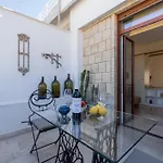 Abalto & Bed and Breakfast Λέτσε